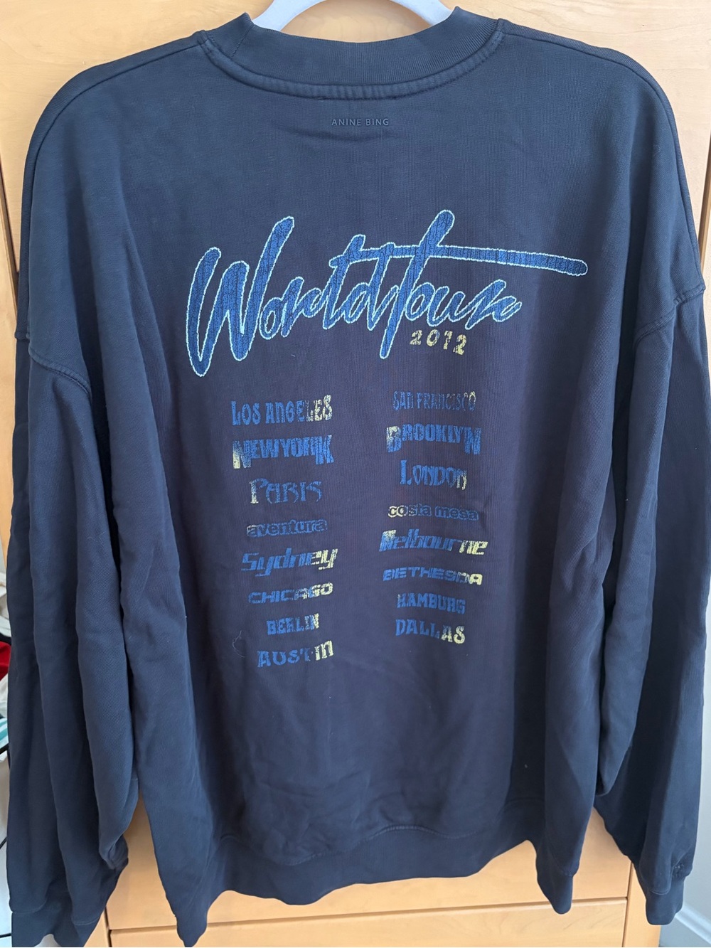 Anine Bing Leopard Graphic crewneck sweatshirt - Picture 3 of 5